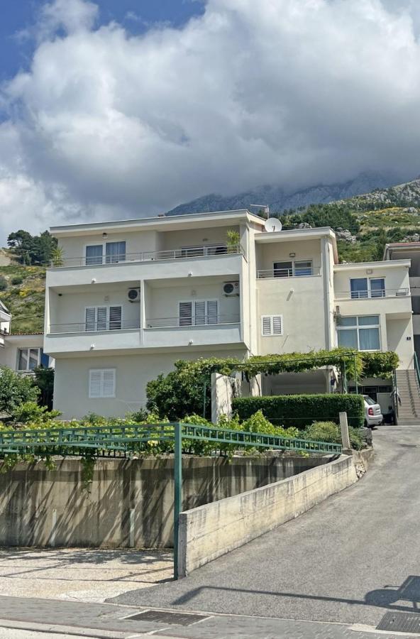 Apartment Lijana Sea View Tučepi Kültér fotó